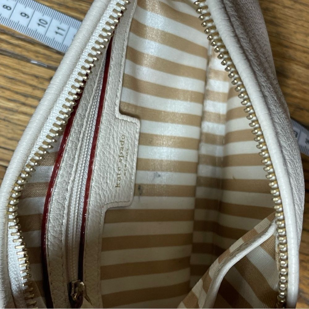 Kate spade ♠️ leather crossbody - Picture 5 of 6